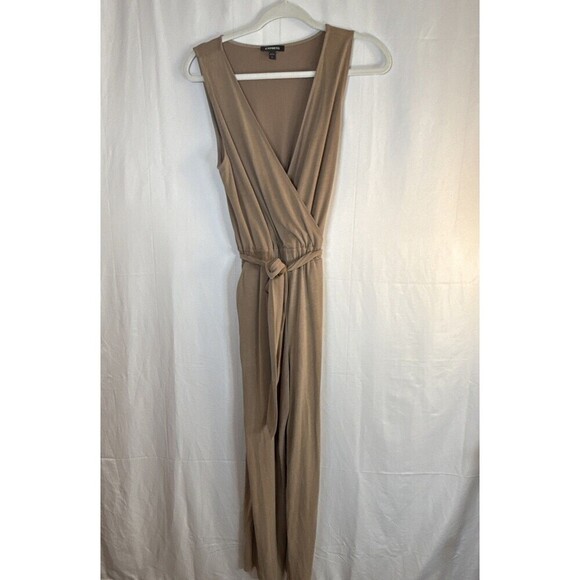Express Pants - Express Light Brown Plunge Neck Wide Leg Belted Jumpsuit Size Medium Preowned